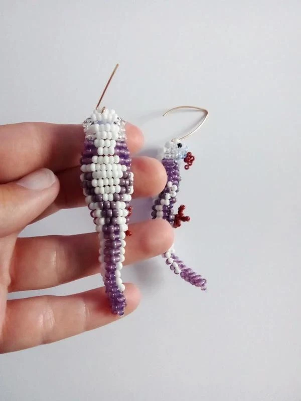 Brincos "papagaio roxo-branco" em pérolas – photo 3